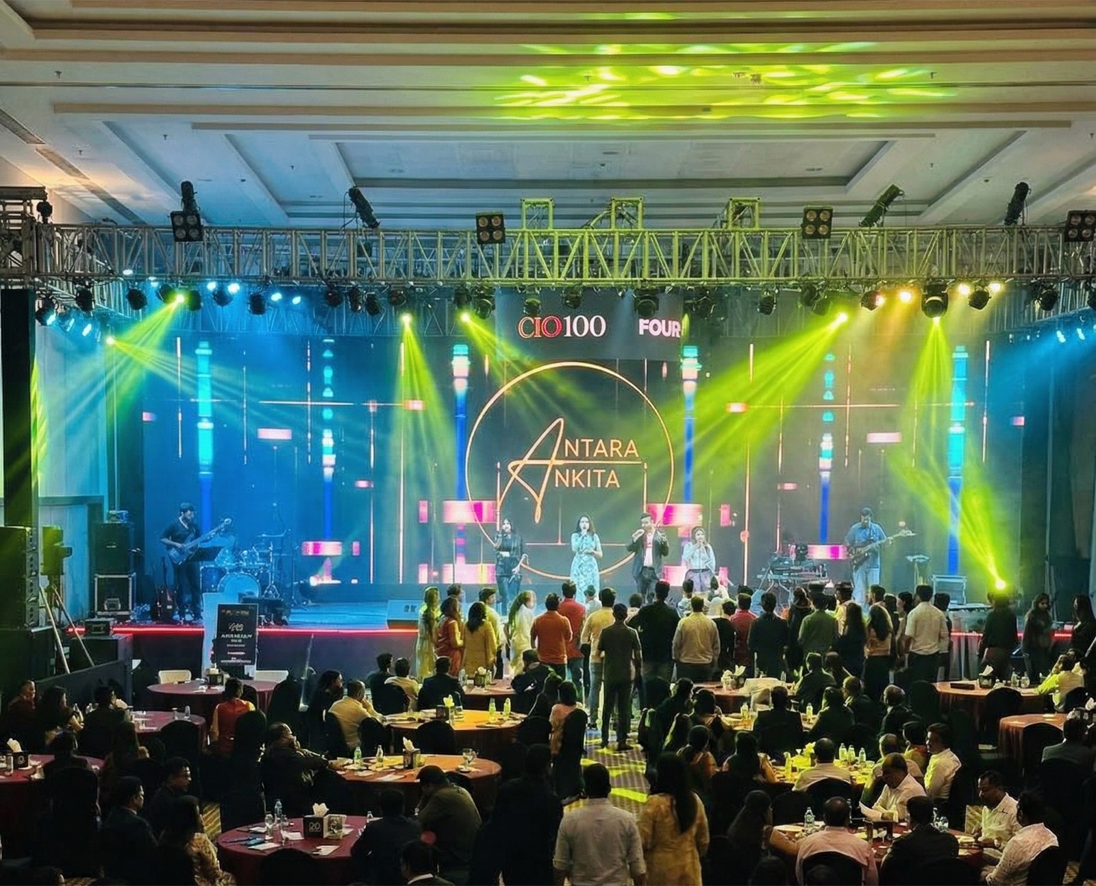 A live band closing the CIO 100 Foundry Meet